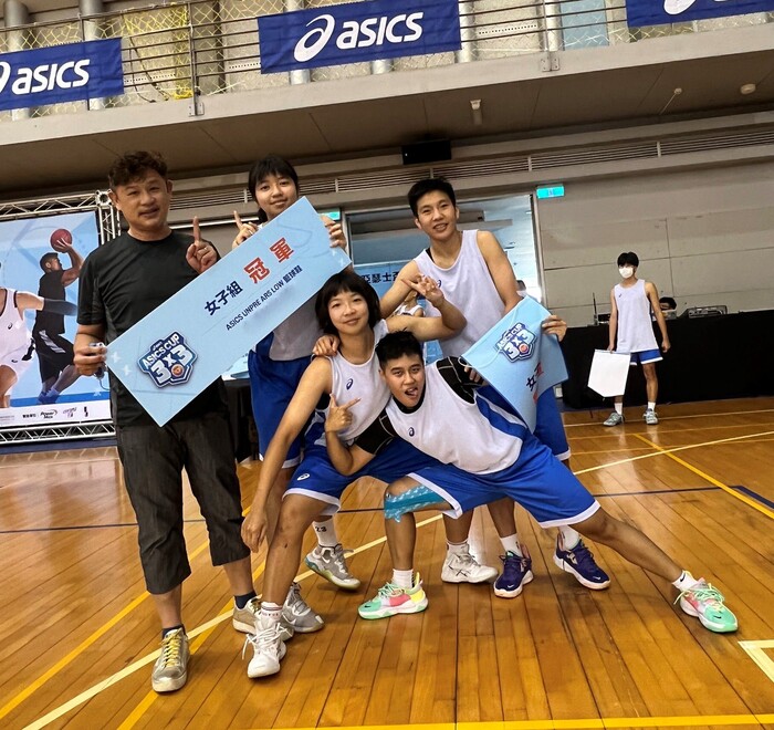 111.8.21本校女籃榮獲2022 ASICS CUP 亞瑟士盃三對三籃球錦標賽冠軍